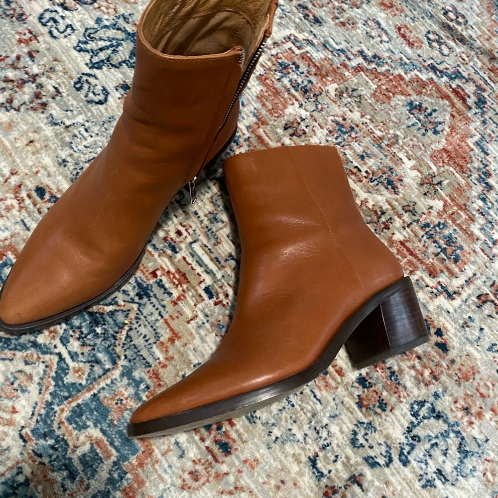 Madewell the darcy ankle boot in leather, size 8